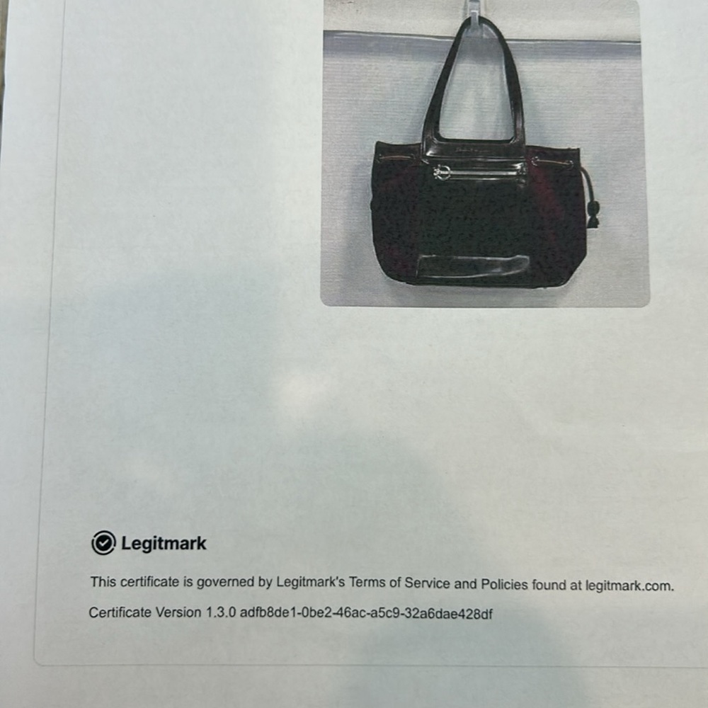 Salvatore Ferragamo Women’s Burgundy Vintage Tote Handbag with EUC comes w/COA - Picture 4 of 14